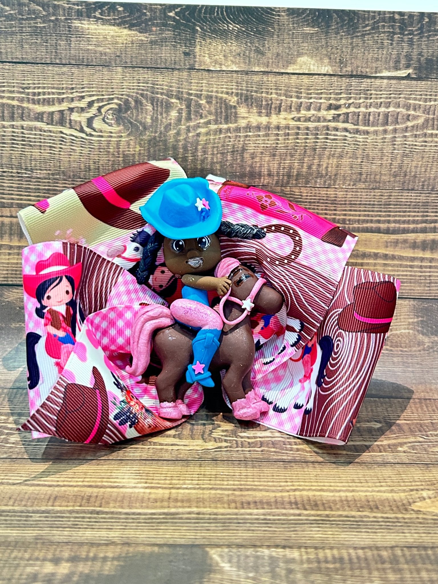 Kayla - bowtootie - Cutiebowtooties