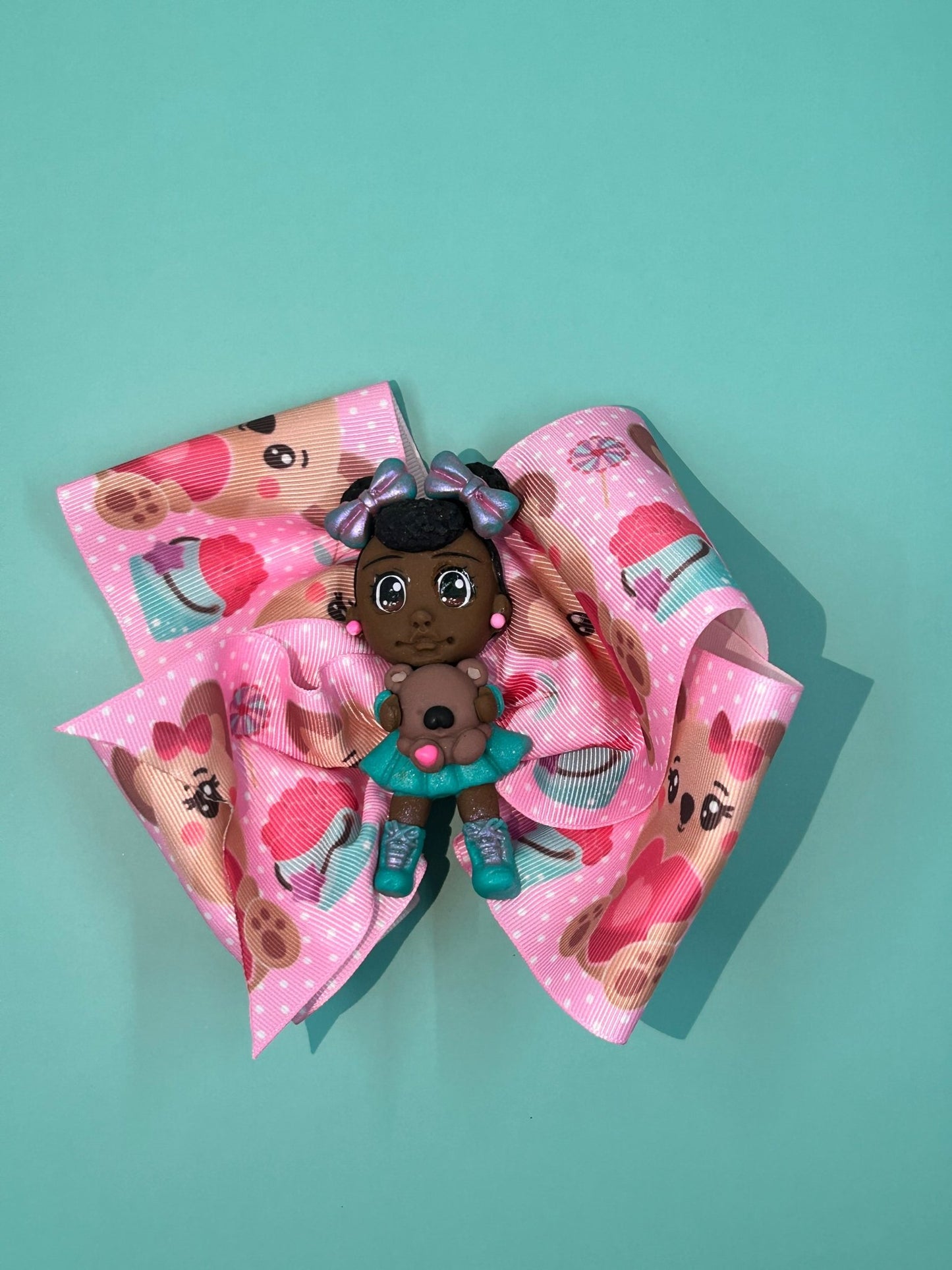 London - bowtootie - Cutiebowtooties